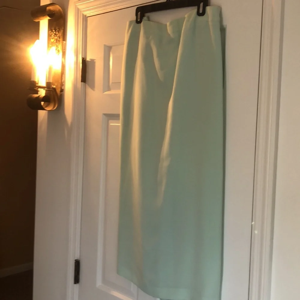Emily Brand Mint Green Skirt Set - Picture 6 of 10